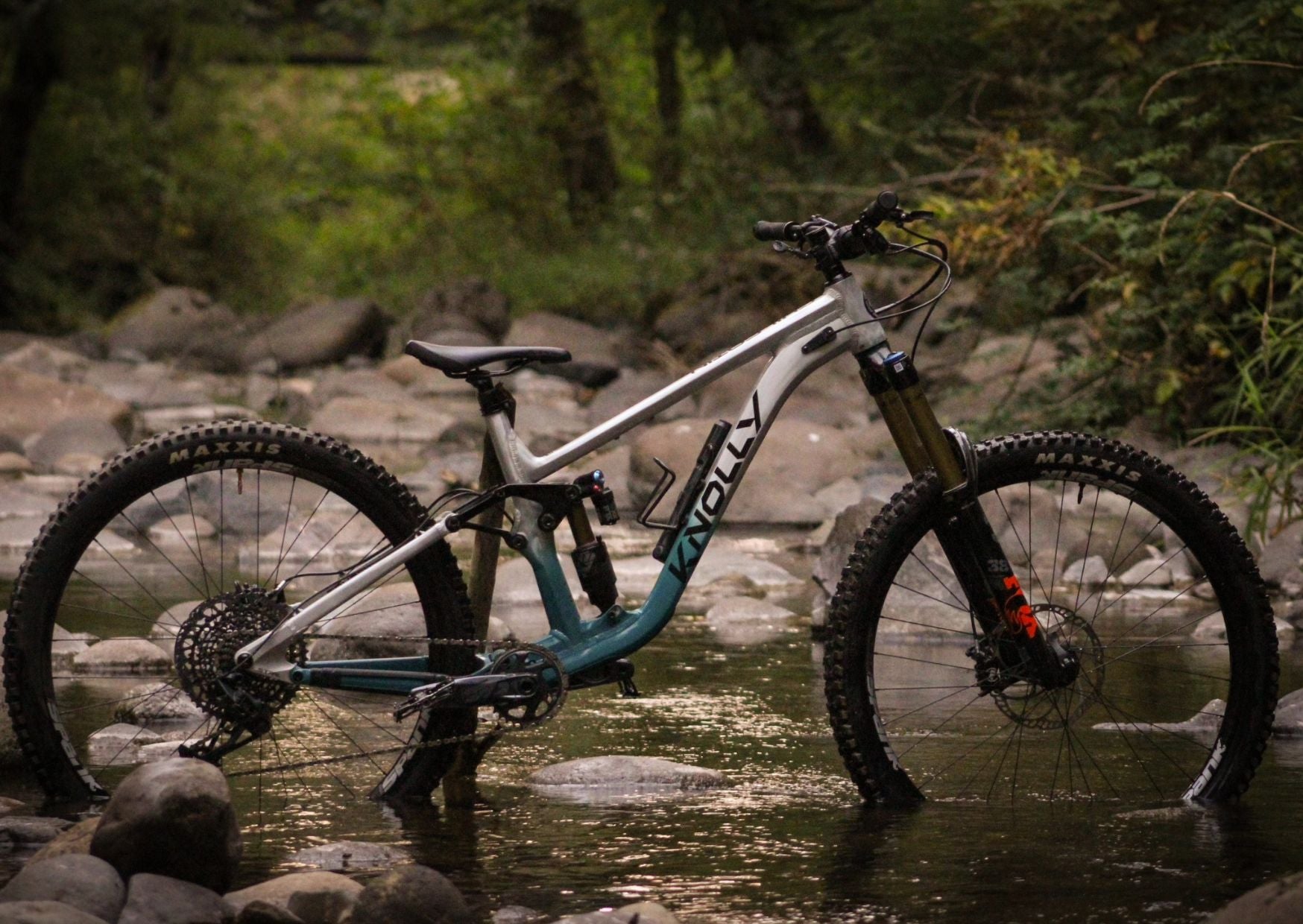 Bike Check: RAW Fade to Sea Foam Chilcotin