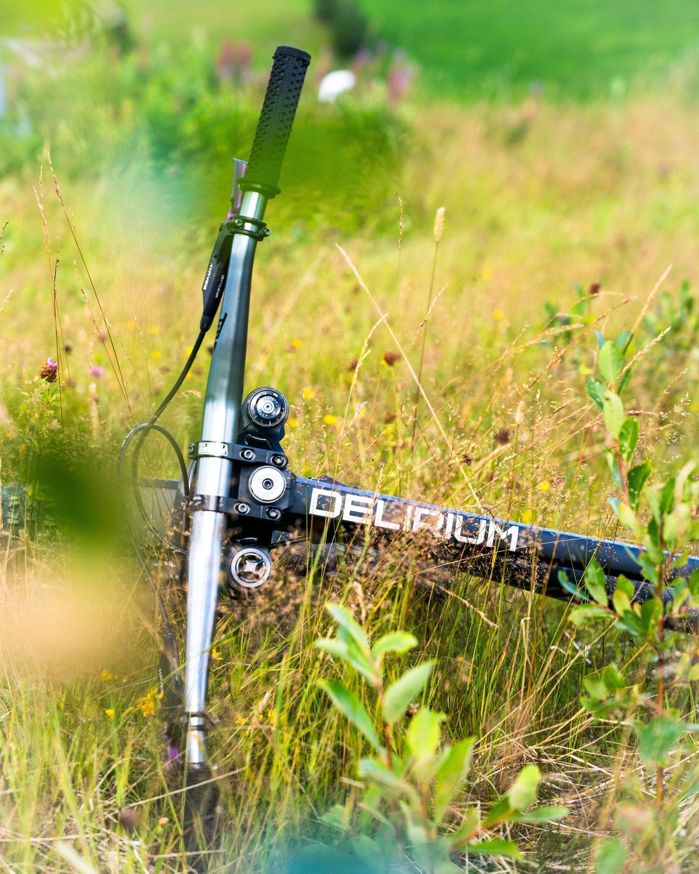 Riding Big Lines: A Knolly Swedish Athlete’s Delirium Setup