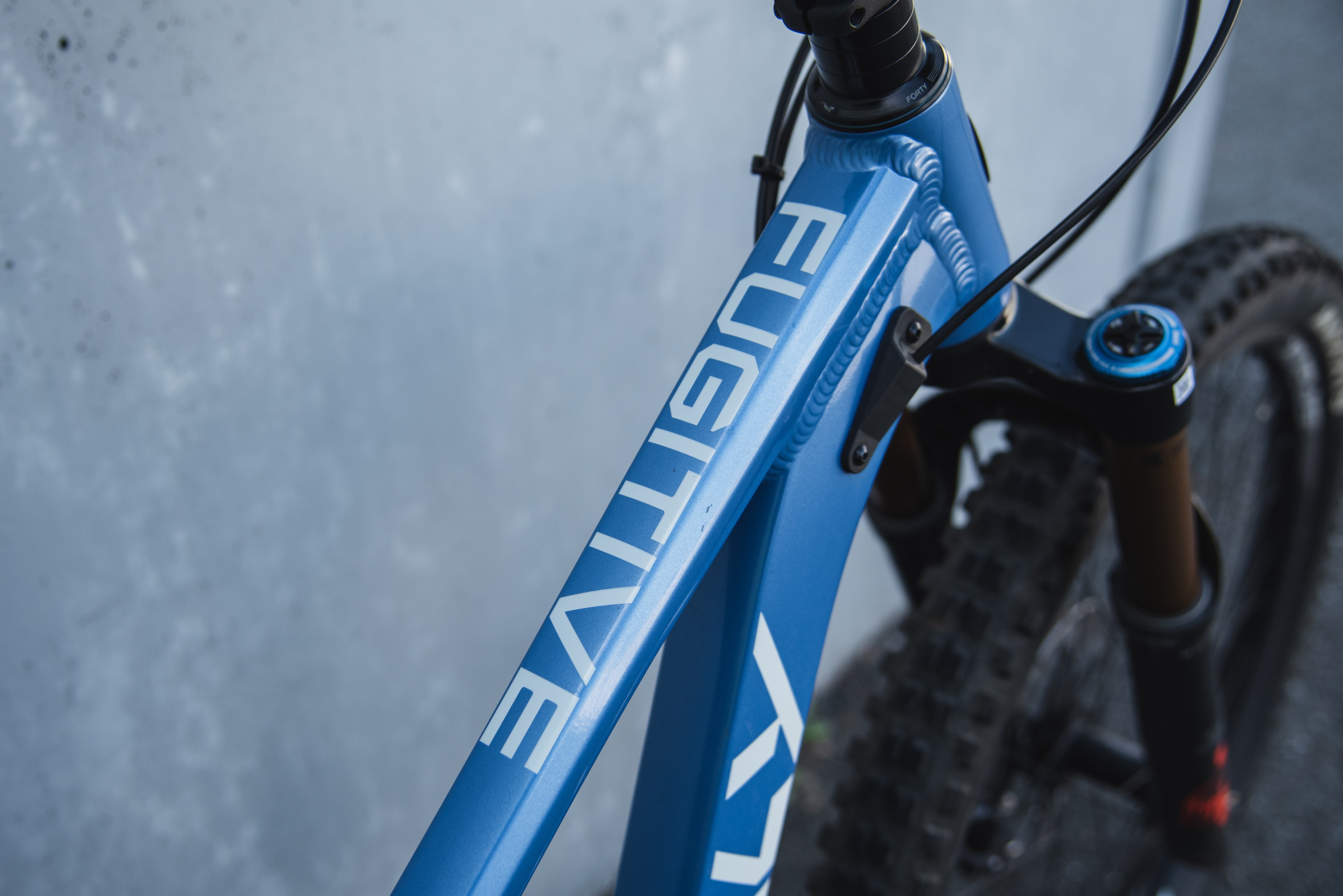 Fugitive 125 S3 | Shimano XT | Dad Jean Blue