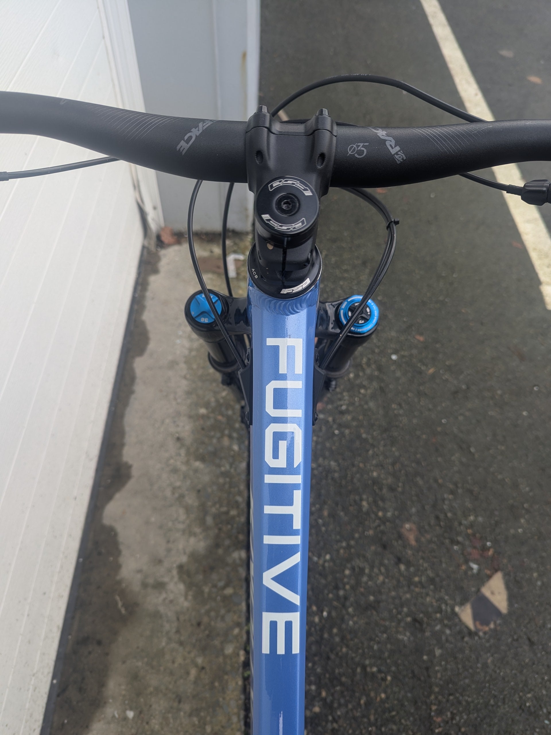 Fugitive GX FOX Ex-review bike