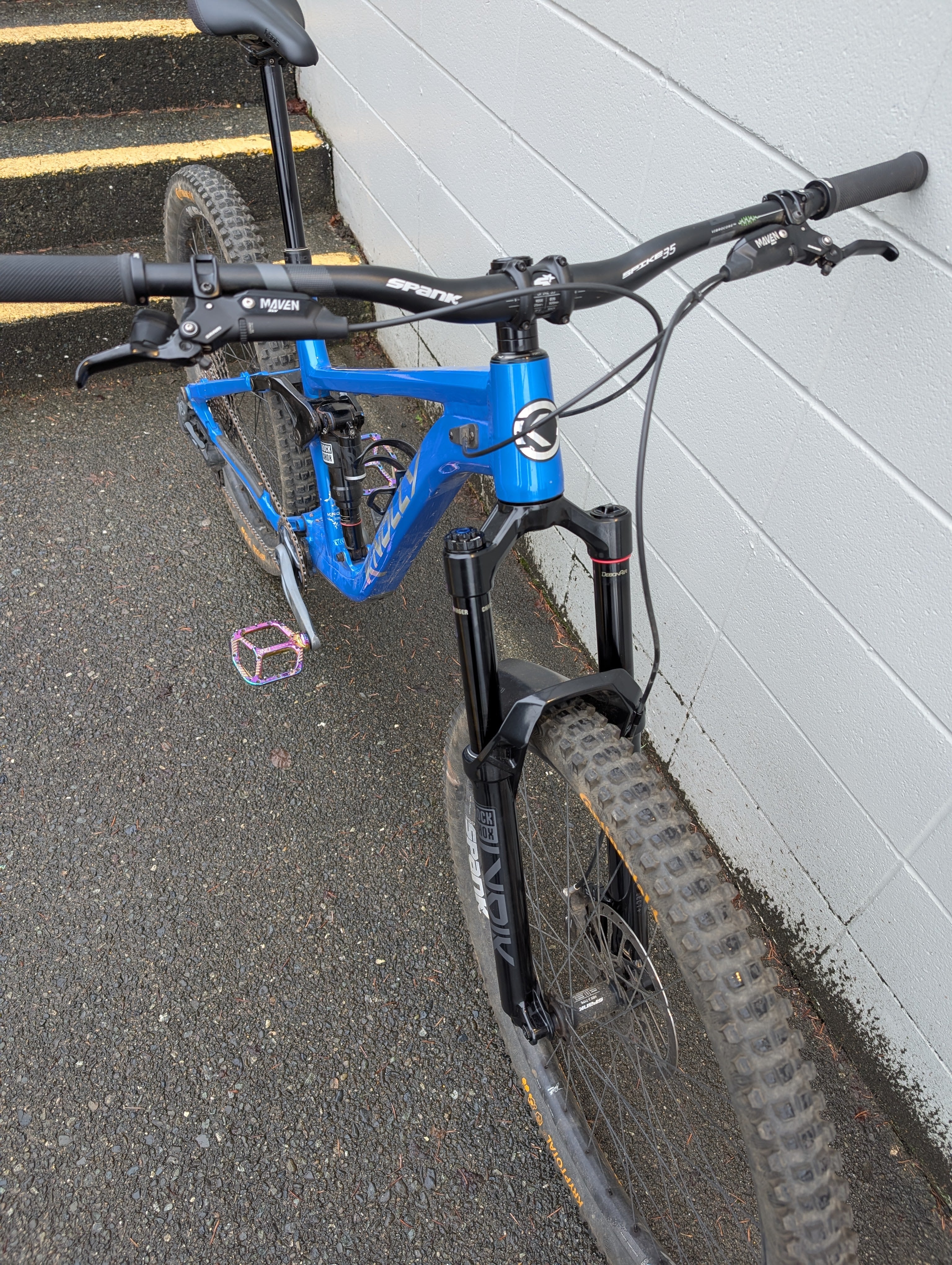 Chilcotin 155 Large Laguna Blue GX Transmission